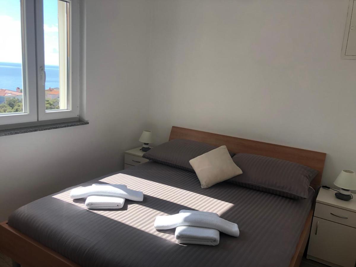 Apartmani Ivana ツレス エクステリア 写真